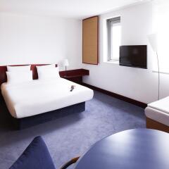 Отель Novotel Suites Hannover комната для гостей фото 2
