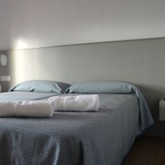 Отель Hostal Drassanes комната для гостей фото 4