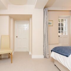 Отель Incredible 2 Bedroom Flat next to Westminster Abbey Великобритания, Лондон - отзывы, цены и фото номеров - забронировать отель Incredible 2 Bedroom Flat next to Westminster Abbey онлайн комната для гостей