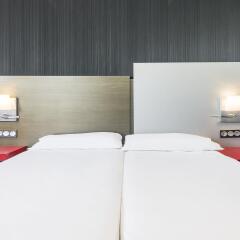 Отель Petit Palace Puerta de Triana Испания, Севилья - отзывы, цены и фото номеров - забронировать отель Petit Palace Puerta de Triana онлайн комната для гостей фото 4