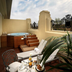 Отель The Westin Valencia балкон