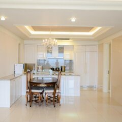 Апартаменты Cantavil Hoan Cau Apartment в номере