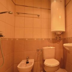 Отель Plamena Guest House Болгария, Варна - отзывы, цены и фото номеров - забронировать отель Plamena Guest House онлайн ванная фото 2