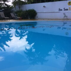 Отель San San Tropez Ямайка, Порт Антонио - отзывы, цены и фото номеров - забронировать отель San San Tropez онлайн бассейн фото 3