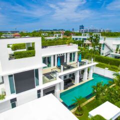 Отель VIP Villas Pattaya Palm Oasis Jomtien Beach балкон