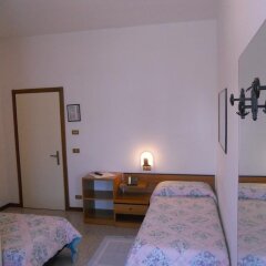 Hotel O'Scugnizzo 2 Беллуно комната для гостей
