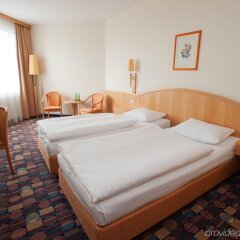 Hotel Partner in Warsaw, Poland from 96$, photos, reviews - zenhotels.com guestroom