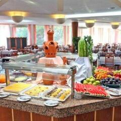 Отель Sirenis Seaview Country Club питание