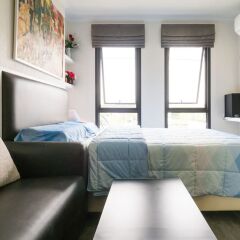 Отель New York Condo By Renvio Бангкок комната для гостей