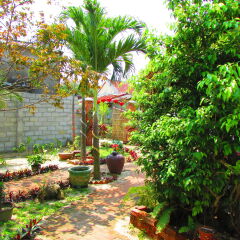 Отель Red Flower Cottages Homestay фитнесс-зал