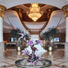 Отель Hilton Sharjah ОАЭ, Шарджа - 10 отзывов об отеле, цены и фото номеров - забронировать отель Hilton Sharjah онлайн интерьер отеля фото 2