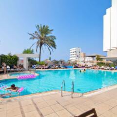 Blue Sky City Beach Hotel бассейн фото 2