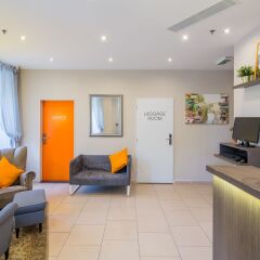 Отель Le Petit Hotel Prague Чехия, Прага - 9 отзывов об отеле, цены и фото номеров - забронировать отель Le Petit Hotel Prague онлайн интерьер отеля