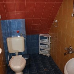 Отель Nely Family Hotel Болгария, Поморие - отзывы, цены и фото номеров - забронировать отель Nely Family Hotel онлайн ванная