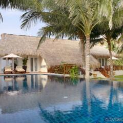 Отель Victoria Phan Thiet Beach Resort & Spa бассейн фото 3