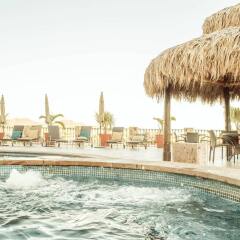 Отель The Residences at La Vista - Hotel Boutique Мексика, Педрегал - отзывы, цены и фото номеров - забронировать отель The Residences at La Vista - Hotel Boutique онлайн бассейн фото 3