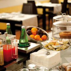 Hotel Charleston Сполето питание фото 2