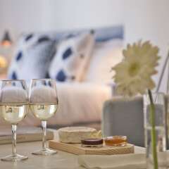 Апартаменты Lisbon Five Stars Apartments Combro 77 гостиничный бар