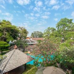 Woodlands Hotel & Resort Паттайя балкон