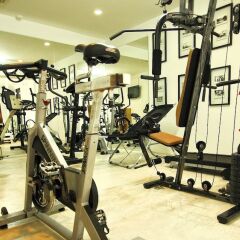 Отель Sugar Palm Grand Hillside фитнесс-зал фото 4