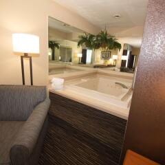 Отель Best Western Port Columbus США, Колумбус - отзывы, цены и фото номеров - забронировать отель Best Western Port Columbus онлайн спа