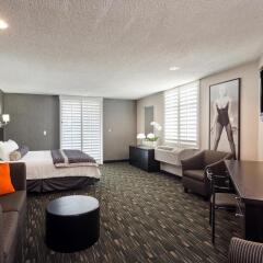 Ramada Plaza Hotel & Suites - West Hollywood удобства в номере