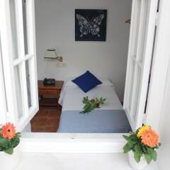 Отель Hostal Puerta De Arcos Испания, Аркос -де-ла-Фронтера - отзывы, цены и фото номеров - забронировать отель Hostal Puerta De Arcos онлайн комната для гостей фото 2