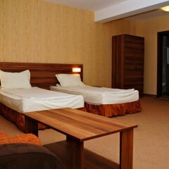 Отель Family Hotel Ramira Болгария, Кюстендил - отзывы, цены и фото номеров - забронировать отель Family Hotel Ramira онлайн сейф в номере