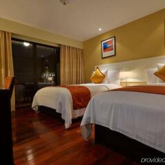 Отель Novotel Phuket Surin Beach Resort Таиланд, Пхукет - 7 отзывов об отеле, цены и фото номеров - забронировать отель Novotel Phuket Surin Beach Resort онлайн комната для гостей фото 4