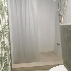 Cozy Rooms Downtown Punda in Willemstad, Curacao from 64$, photos, reviews - zenhotels.com bathroom