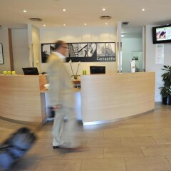 Отель Campanile Barcelona Sud - Cornella интерьер отеля