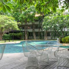 Oun Hotel Bangkok Бангкок бассейн
