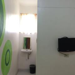 Отель Dormitels.ph Boracay Филиппины, остров Боракай - отзывы, цены и фото номеров - забронировать отель Dormitels.ph Boracay онлайн удобства в номере фото 2