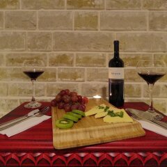 Elevres Stone House Hotel в номере