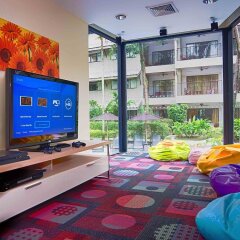 Отель Novotel Phuket Surin Beach Resort Таиланд, Пхукет - 7 отзывов об отеле, цены и фото номеров - забронировать отель Novotel Phuket Surin Beach Resort онлайн интерьер отеля фото 3