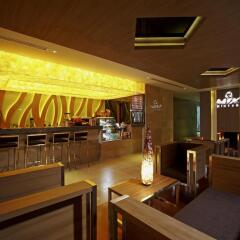 Centara Pattaya Hotel гостиничный бар