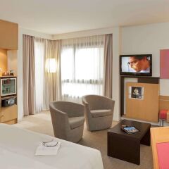 Отель Novotel Lyon Centre Part Dieu Франция, Лион - отзывы, цены и фото номеров - забронировать отель Novotel Lyon Centre Part Dieu онлайн комната для гостей фото 3