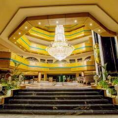 Отель Golden Paradise Aqua Park City
