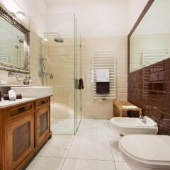 Отель Rosa Linde - Comfort B&B Австрия, Вена - отзывы, цены и фото номеров - забронировать отель Rosa Linde - Comfort B&B онлайн ванная