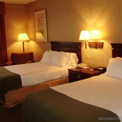 Отель Holiday Inn Express & Suites Gahanna/Columbus Airport E США, Гаханна - отзывы, цены и фото номеров - забронировать отель Holiday Inn Express & Suites Gahanna/Columbus Airport E онлайн комната для гостей фото 4