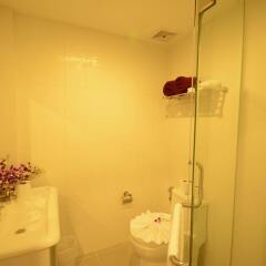 Expat Hotel Patong Center ванная