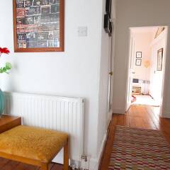 Отель Bright New Town 2 bed Apt - 5 Mins to Princes St Великобритания, Эдинбург - отзывы, цены и фото номеров - забронировать отель Bright New Town 2 bed Apt - 5 Mins to Princes St онлайн интерьер отеля
