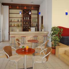 Petrosana Hotel Apartments гостиничный бар