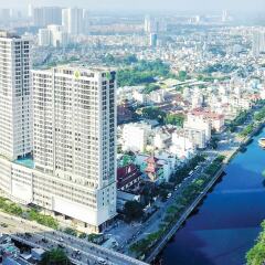 Апартаменты Saigon Apartment - RiverGate Residence спортивное сооружение