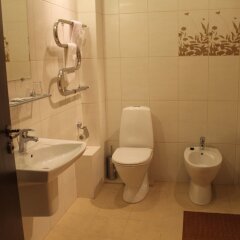 Гостиница Мини-Отель Натали в Пушкине 3 отзыва об отеле, цены и фото номеров - забронировать гостиницу Мини-Отель Натали онлайн Пушкин ванная фото 2
