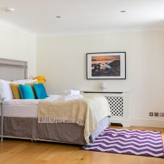 Отель Luxury 5-bedroom Villa With Parking and AC Великобритания, Лондон - отзывы, цены и фото номеров - забронировать отель Luxury 5-bedroom Villa With Parking and AC онлайн удобства в номере