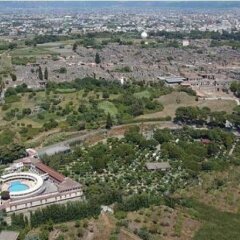 Отель Villa dei Misteri Италия, Помпеи - отзывы, цены и фото номеров - забронировать отель Villa dei Misteri онлайн пляж фото 2