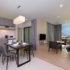 Altera Hotel And Residence Паттайя комната для гостей фото 2