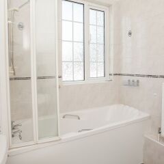 Отель 3Bed House 3 Minutes from Hoxton Station ванная