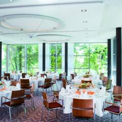 Movenpick Hotel Hamburg фото 4